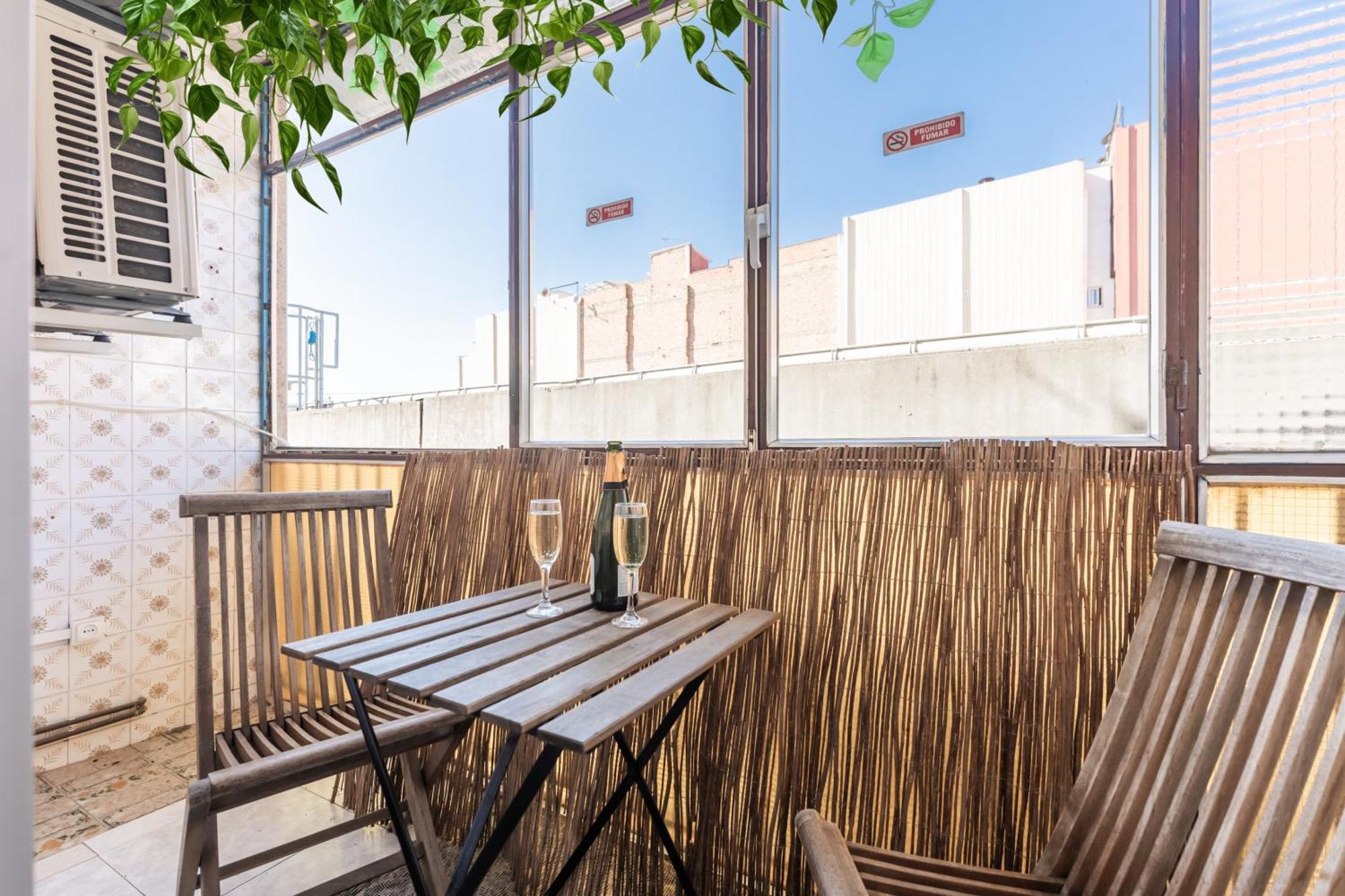 Feel Welcome Barcelona 10 Cornella de Llobregat Exterior photo